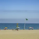 Cubo\'S Estepona Oceanview Apartment & Free Parking