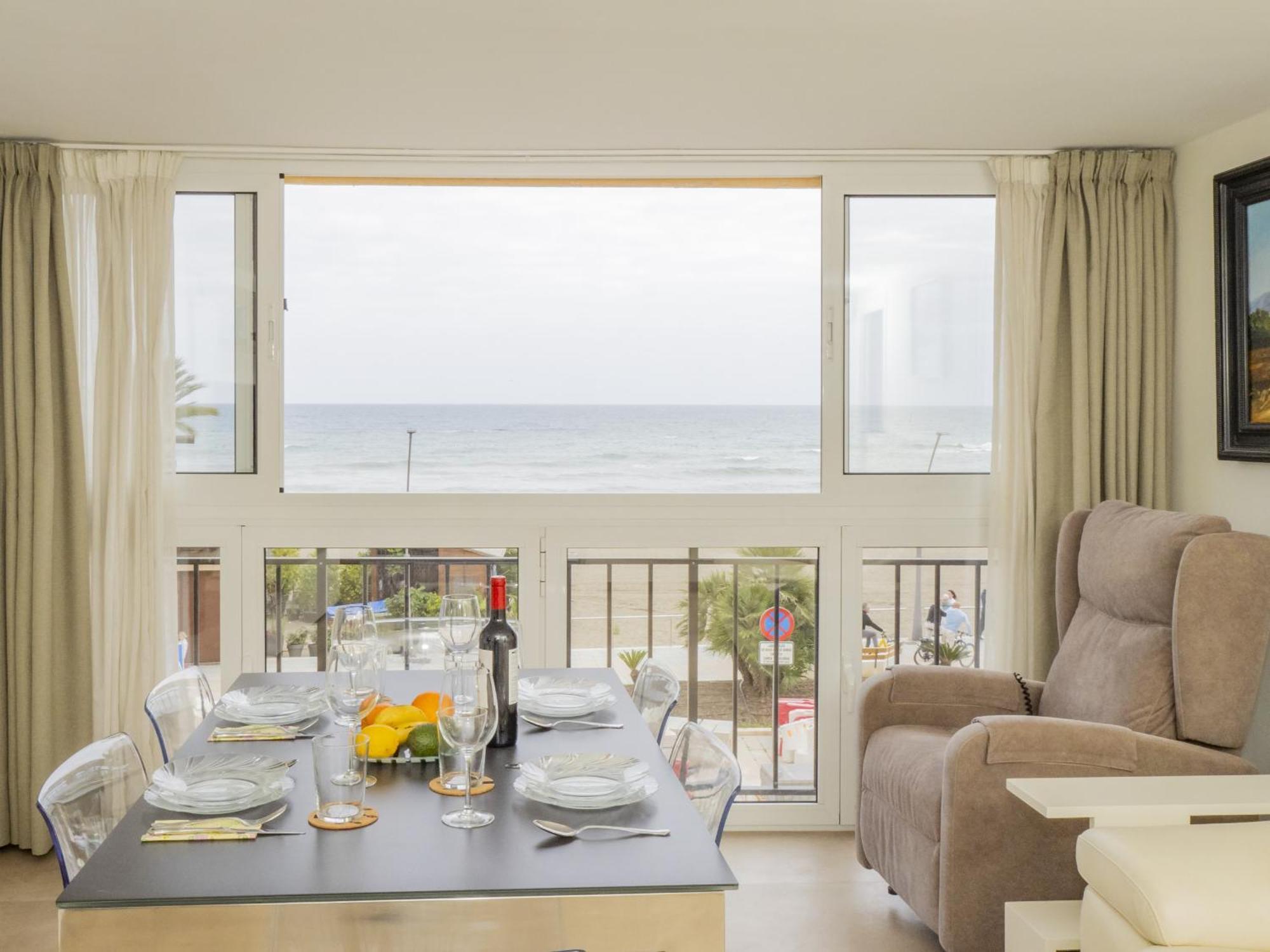 Cubo's Oceanview & Free Parking Estepona