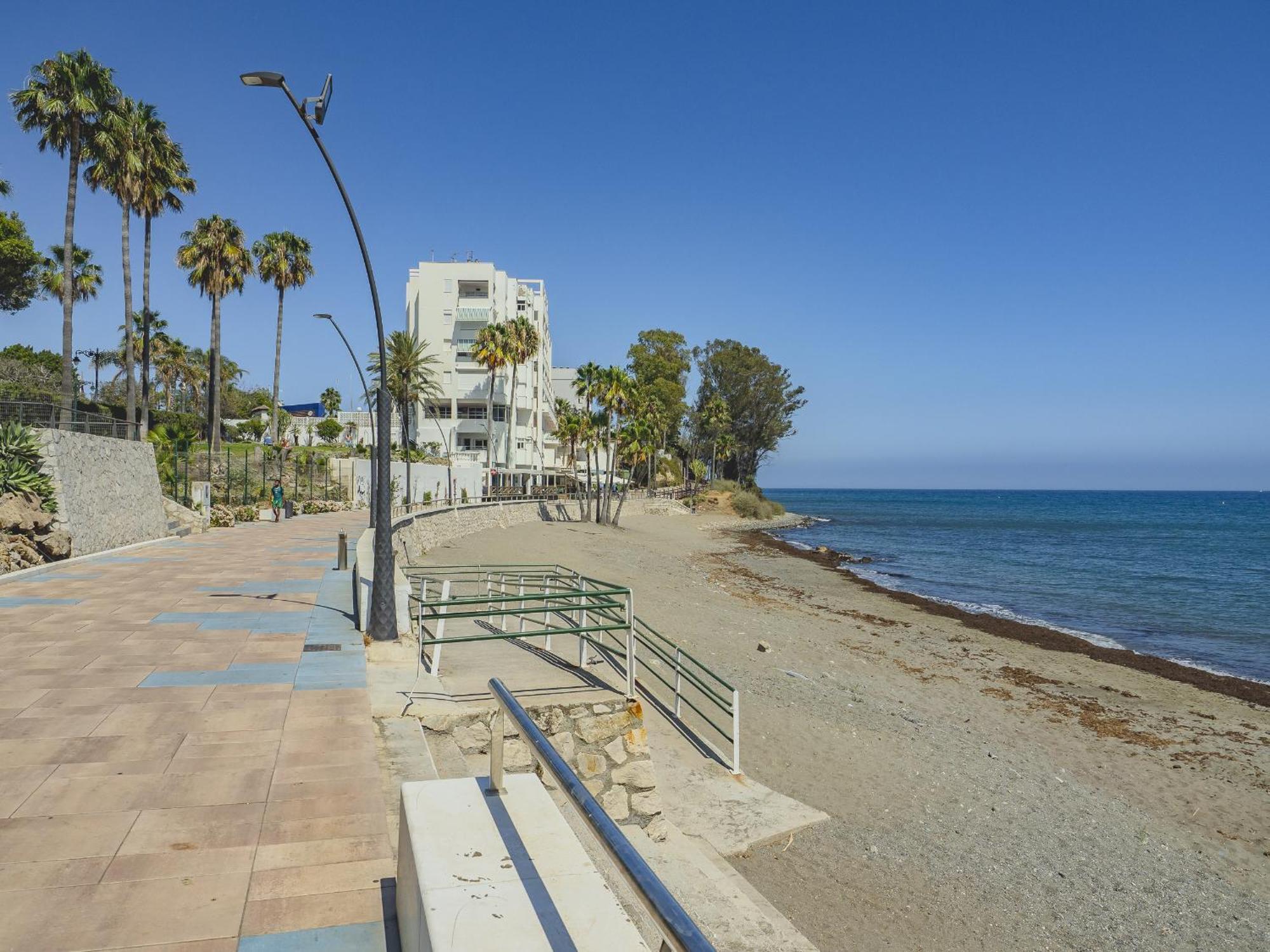 Cubo's Oceanview & Free Parking * Estepona